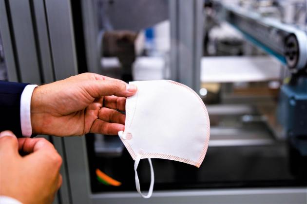 VDL en DSM gaan medische mondmaskers en filtermateriaal produceren in Nederland